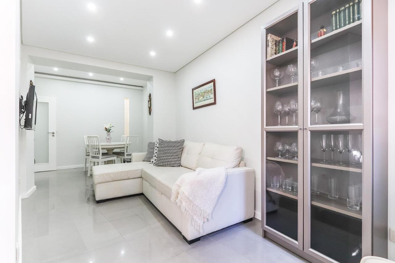 Vita Portucale ! Moscavide Casa Branca W/ Terrace Lisboa Εξωτερικό φωτογραφία