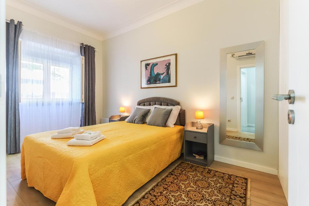 Vita Portucale ! Moscavide Casa Branca W/ Terrace Lisboa Εξωτερικό φωτογραφία