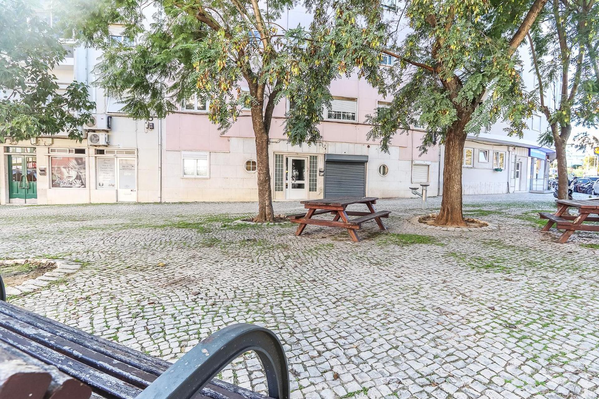 Vita Portucale ! Moscavide Casa Branca W/ Terrace Lisboa Εξωτερικό φωτογραφία